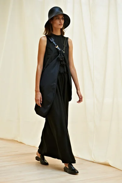 Look 28
